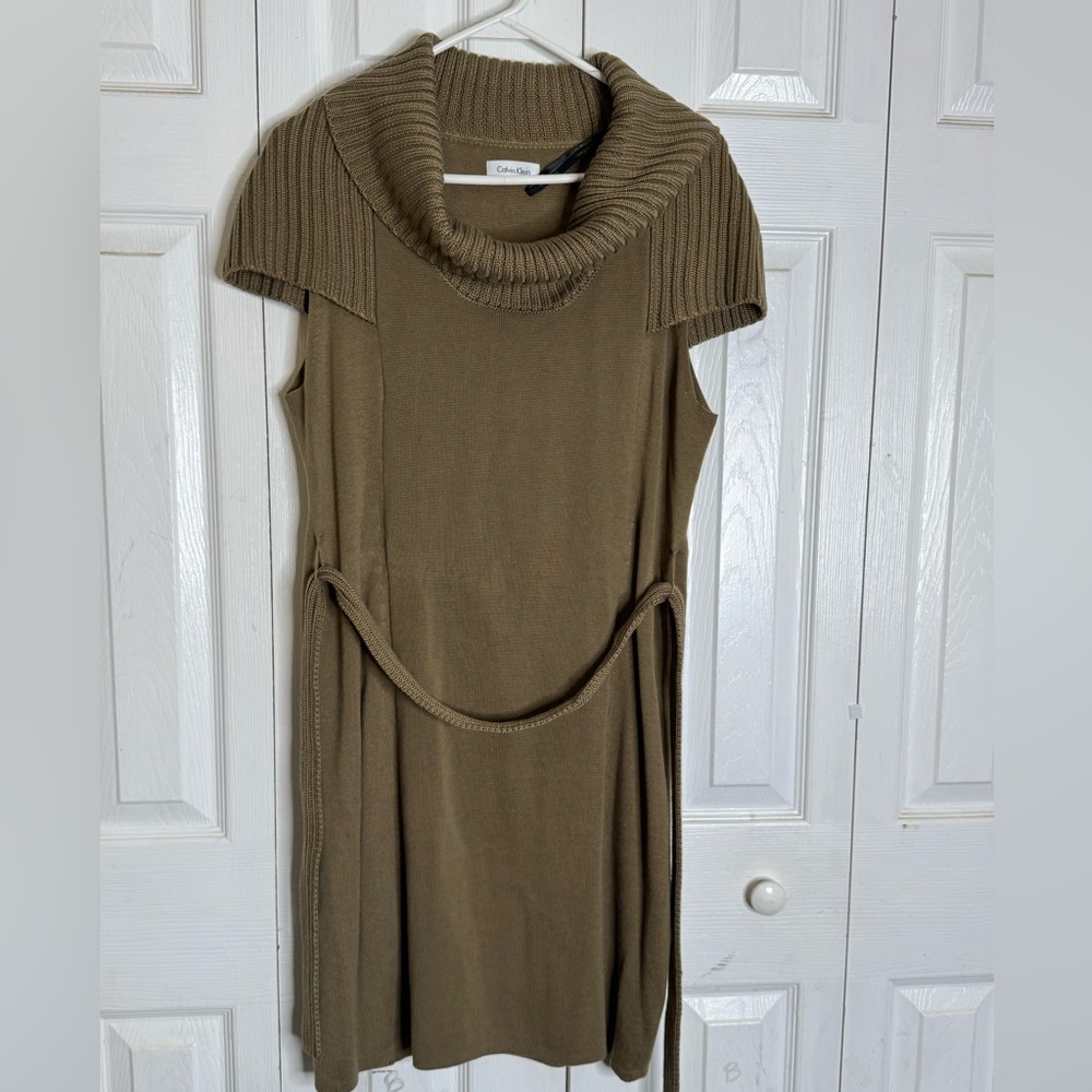 Ladies Calvin Klein dress
